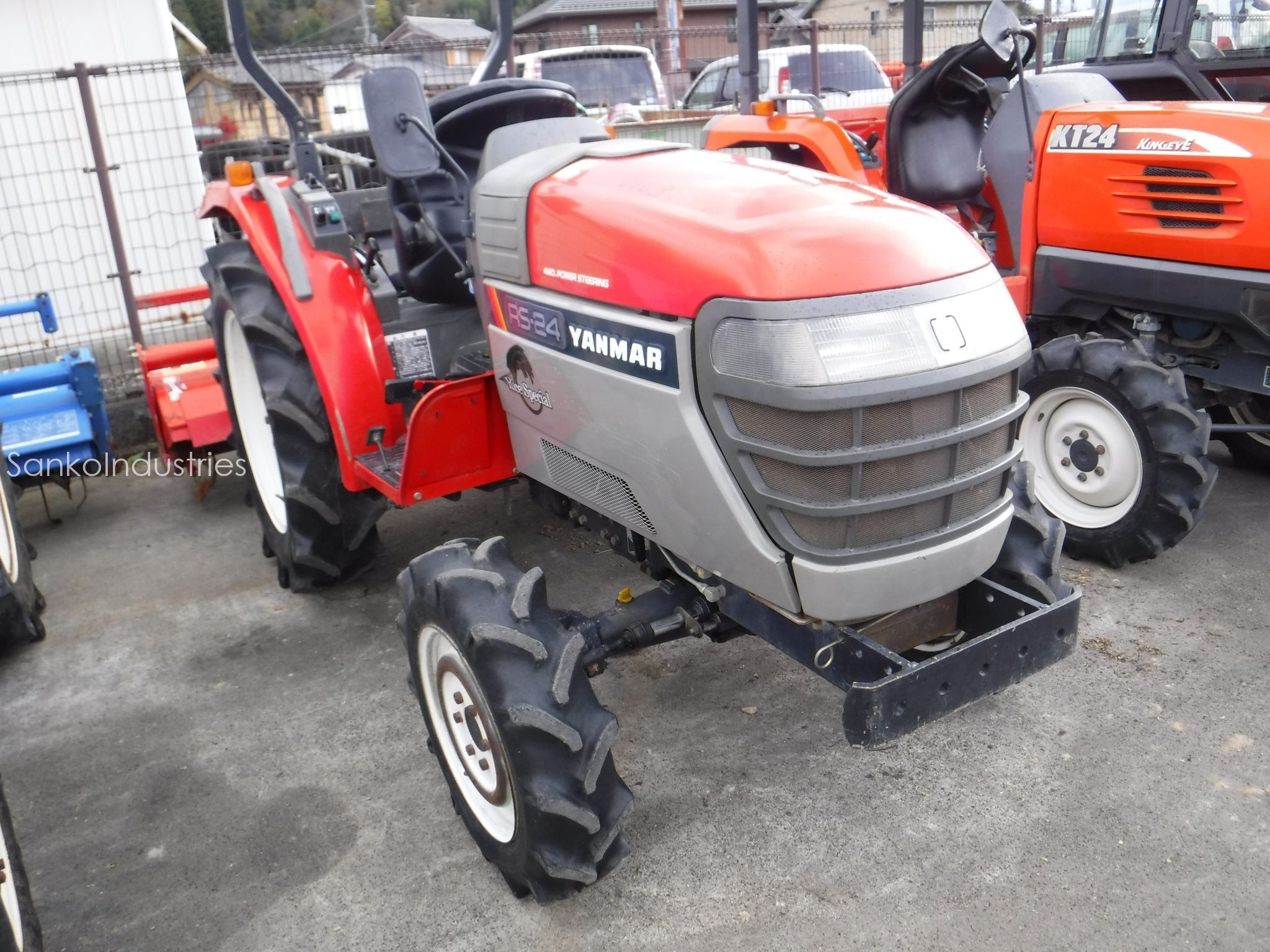 SANKO-Japan Co., Ltd. | Tractors | E-1 yard | PRODUCT DETAILS