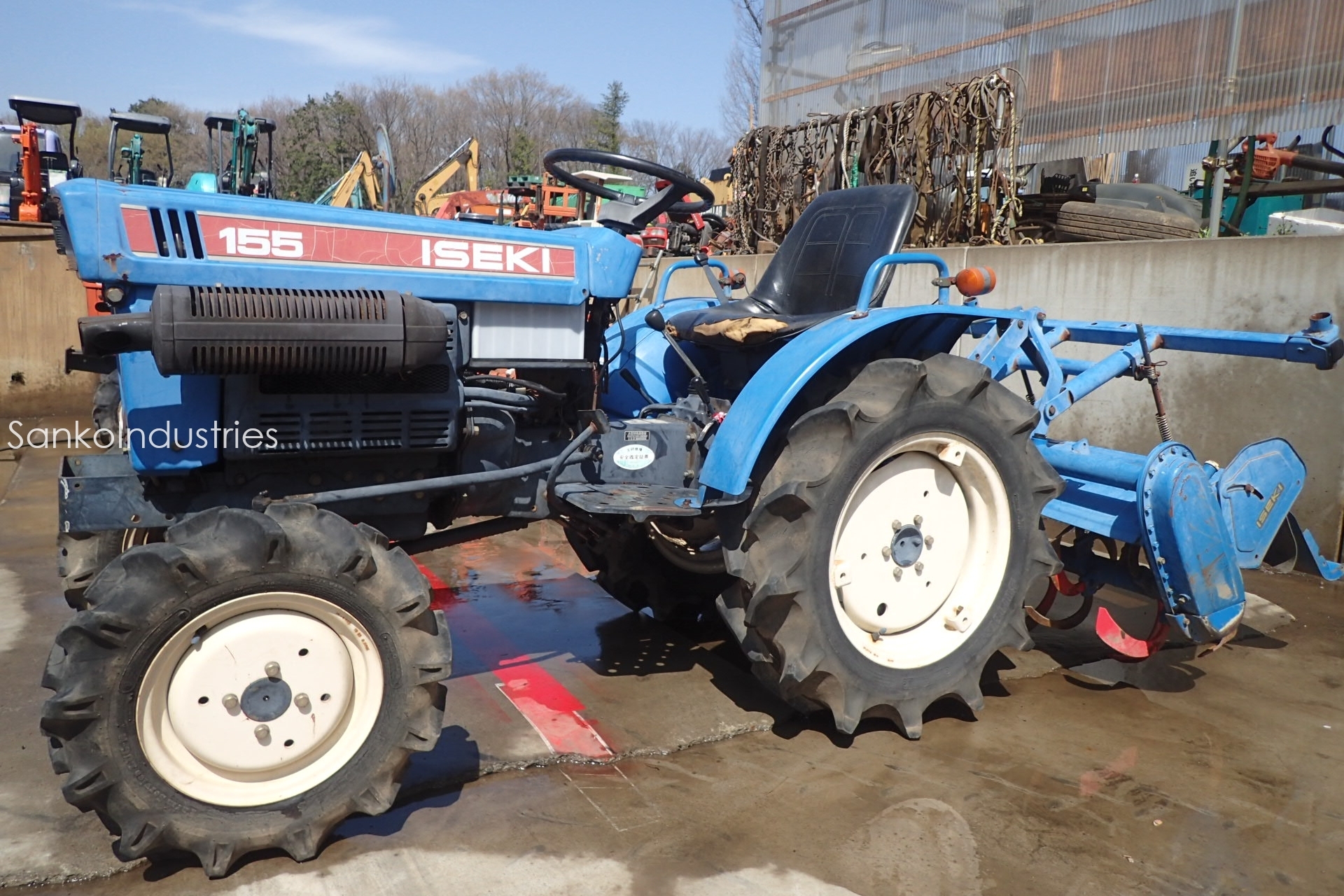 SANKOJapan Co., Ltd. Tractors T1 yard PRODUCT DETAILS